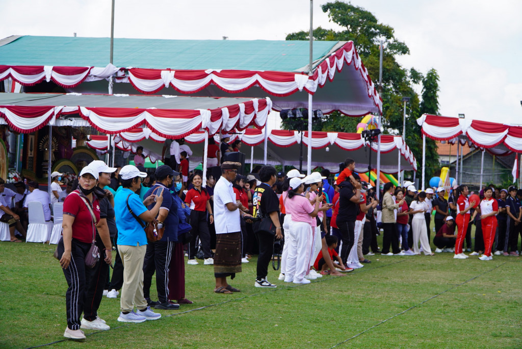 Antusiasme Masyarakat Antar Banjar Ikut Serta dalam Lomba 17 Agustus di Desa Dalung